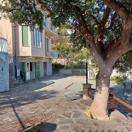Una Finestra Sul Mare Monolocale Apartamento Bergeggi Exterior foto