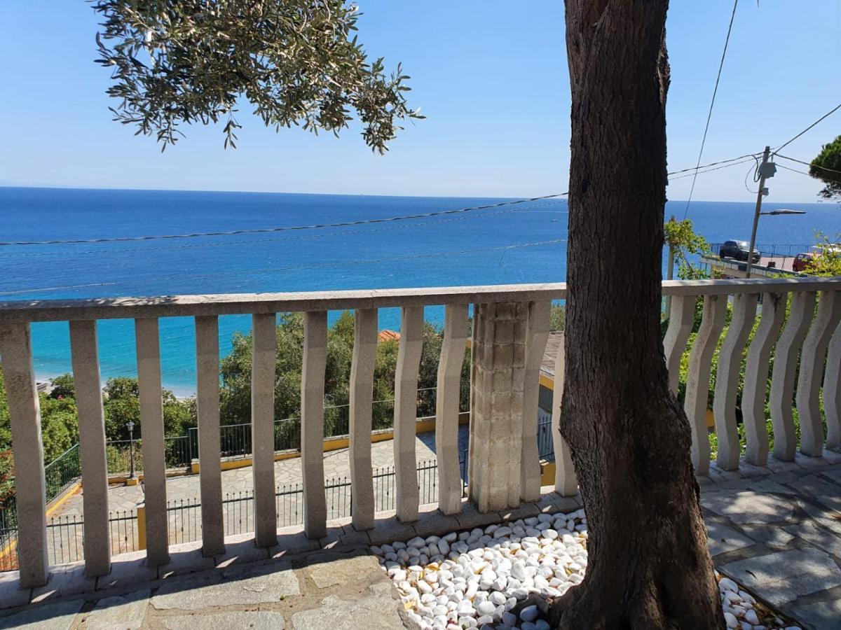Una Finestra Sul Mare Monolocale Apartamento Bergeggi Exterior foto