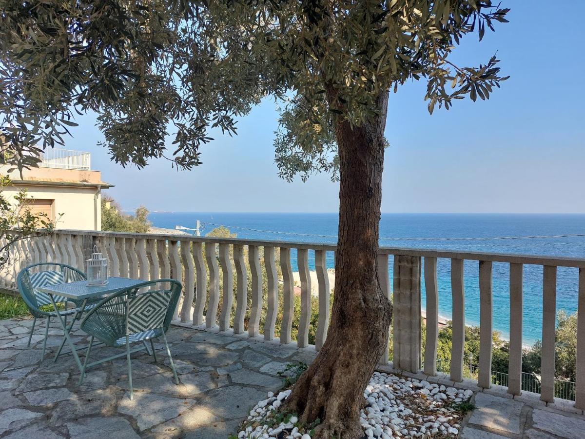 Una Finestra Sul Mare Monolocale Apartamento Bergeggi Exterior foto